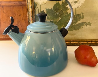 Vintage Le Creuset 1.5 Qt Whistling Halo Ombré Enamel On Steel Tea Kettle, Caribbean Blue Or Teal Kettle, French Kitchen, Beach House Decor