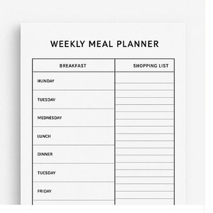 Puede incluir: Un planificador de comidas semanal blanco con el texto "WEEKLY MEAL PLANNER" en la parte superior. El planificador se divide en dos columnas: "BREAKFAST" y "SHOPPING LIST". Los días de la semana se enumeran en el lado izquierdo.