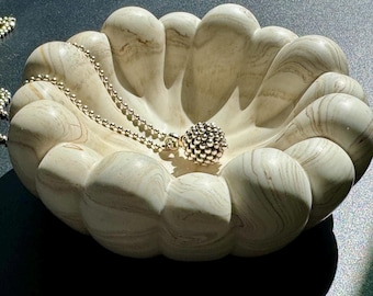 Flower Shaped Catch-All Bowl: Modern Vanity Decor, Handmade Jewelry Organizer, Jesmonite Trinket Tray