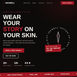 Könnte beinhalten: Eine Website-Oberfläche für das Inkwell Tattoo Studio mit schwarzem Hintergrund sowie weißem und rotem Text. Die Seite zeigt den Slogan Wear Your Story On Your Skin, Navigationslinks, Servicekategorien und ein kreisförmiges Logo.