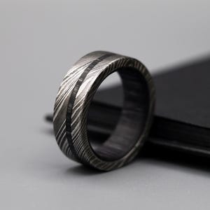 Handmade Damascus Steel Whiskey Barrel Ring Wood Inner Black Wood Inlay Ring Men Damascus Wedding Band 5th Anniversary Gift Engagement Ring