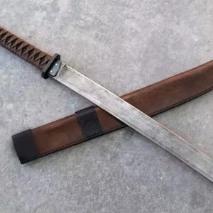 28 Inch Long Full Tang Custom Handmade Carbon Steel Hunting Short Wakizashi Katana Sword With Leather Sheath