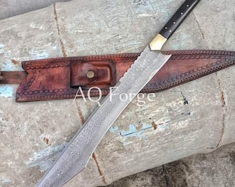 Espada de caza de espiga completa de acero de Damasco hecha a mano con funda