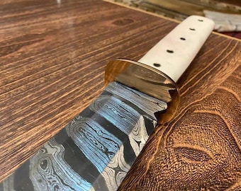 Machete de caza de espiga completa de acero de Damasco hecho a mano, machete de 21 pulgadas de largo con funda de cuero