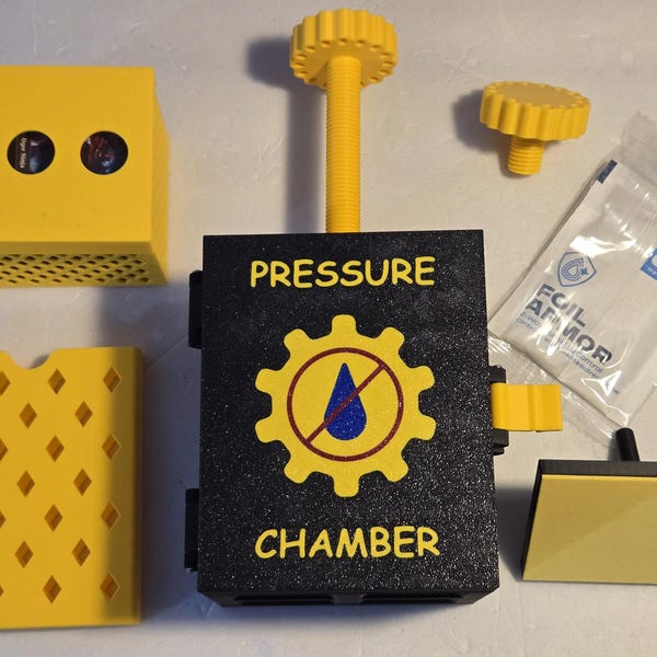 Flatten your Foil Cards, MTG & other TCG's, Press 150+ cards. Comes w/ 1x 33gram 65% RH 2-Way Humidity Control Pack, Custom Color Options