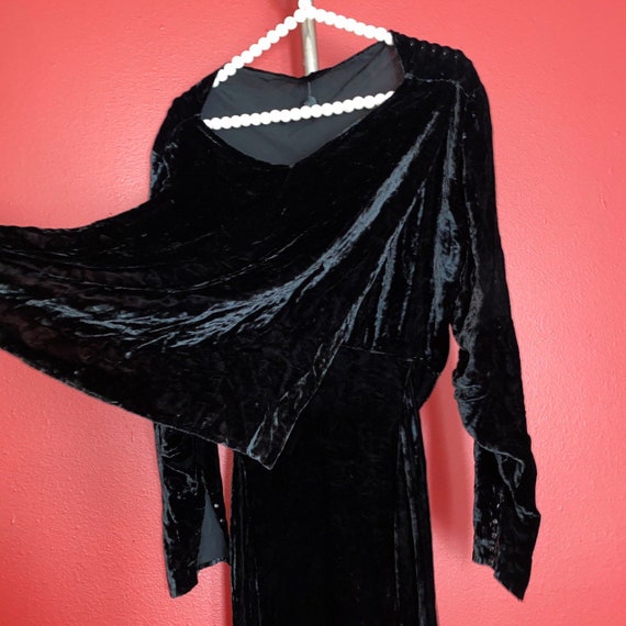vtg 1920s black velvet gothic long sleeve dress s… - image 7