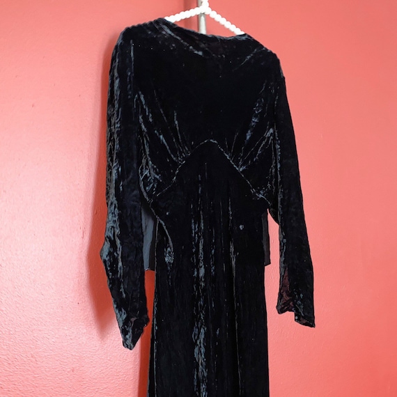 vtg 1920s black velvet gothic long sleeve dress s… - image 5