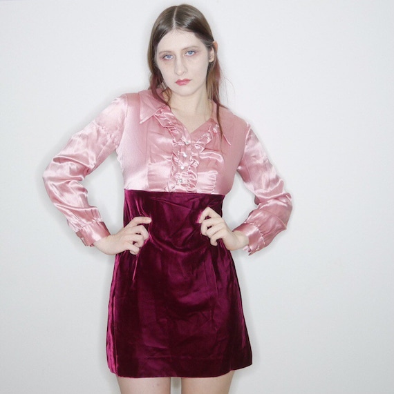 Lace Dress Velvet Costume Harajuku or Western Style Ruffly Satin