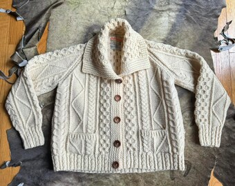 Vintage 70s cottage grunge fair isle cable knit cream wool cardigan sz m fisher knit, made in Ireland