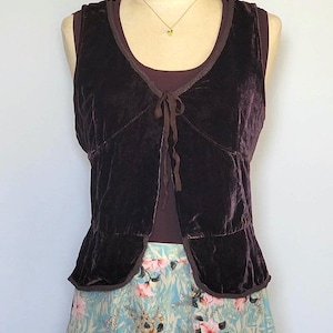 Brown Lace Vintage Blouse Vest - Casual Simple Blouses For Women - Brown Intuition  Top Boho Style - Velvet Fur - Lolita Vest Chocolate
