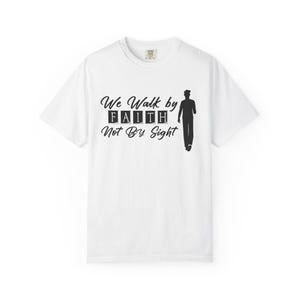 Christian Bible Verse Unisex T-shirt - We Walk by Faith Not by Sight Tee, Faith-Based Gift, Believers Shirt