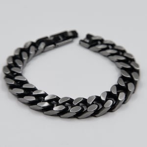 Bracelet &quot;Black Star&quot;