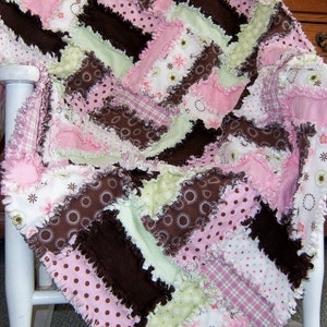 Strawberry Delight Rag Quilt PDF Pattern