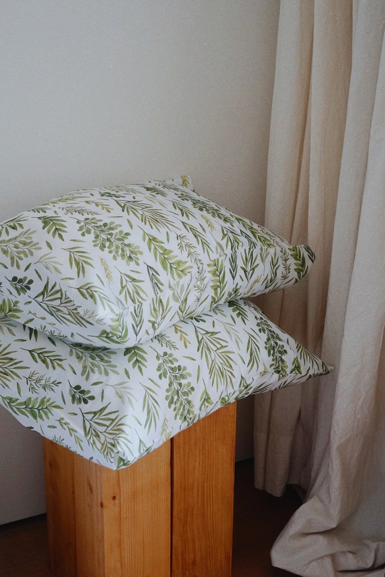 Bed Linen Set. Cotton Satin Duvet Cover and Pillowcases. Botanical Pattern Print. Cotton Bedding. Floral Print Bed Linen. image 10