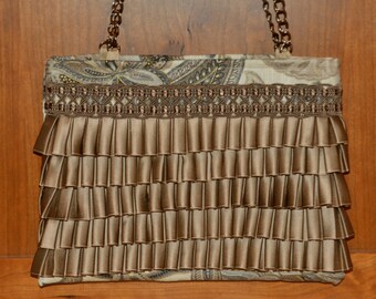 Golden Pleats - a soft purse in taupe, beige, grey, bronze and black