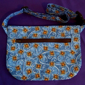 Hip Bag Blue Flowered with Swirls image 1