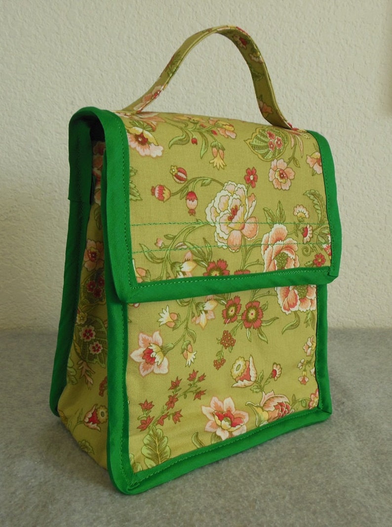 Insulated Lunch Bag  Green Floral image 0