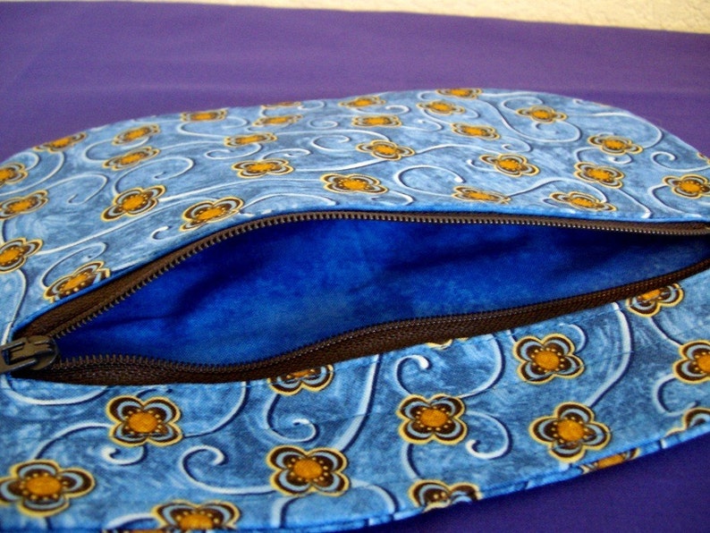 Hip Bag Blue Flowered with Swirls image 3