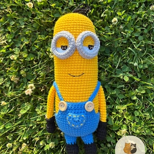 Häkelfigur Minion: Handgemachte Kuscheltier - Puppe