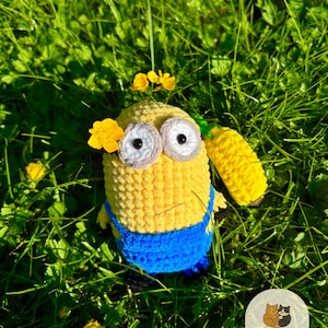 Crochet Minion Keychain , Amigurumi Minion , Minion Plushie,  Handmade Gift , Stuffed Minion Keychain - Kevin