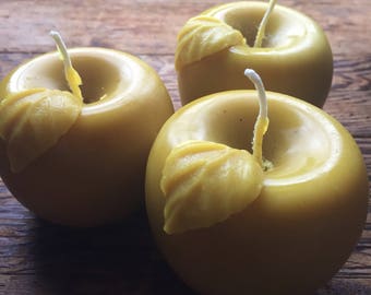 Beeswax Apple candle