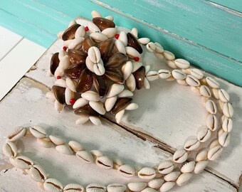 Vintage Hawaiian Cowrie Shell Necklace Lei with Seashell Pendant At CastawaysHall