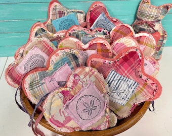 Pink Peg Hanger Hearts In Vintage Plaid and Wool Fabric, Coastal Farmhouse Decor