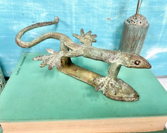 Vintage Cast Iron Lucky Gecko Door Knocker, Lizard Door Knocker, Green Patina Reptile Door Knocker, Beach House Decor at CastawaysHall