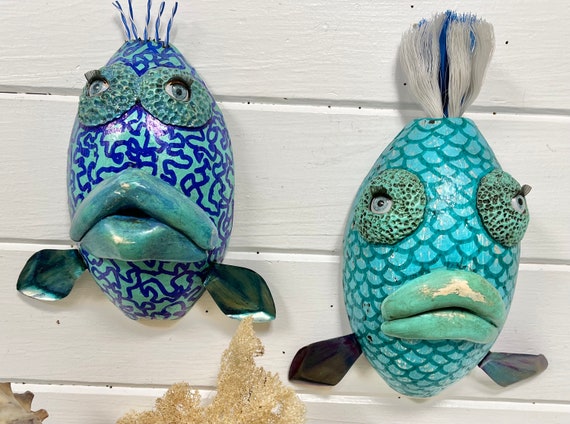 ONE Wooden Fish Head Handmade by Castawayshall, Wooden Net Float Sea  Creature Sculpture, Unique Painted Wood Beach House Housewarming Gift 