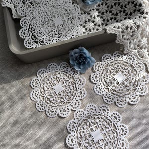 Filigraan papieren onderzetters/mandala's – uitknipsels gemaakt van 300g papier | Knutselmateriaal voor scrapbooking, kaarten, bruiloften, vintage of doe-het-zelf