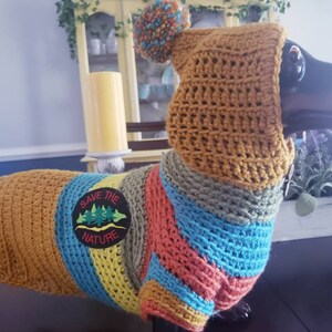 Doxie sweater, Save the nature logo.