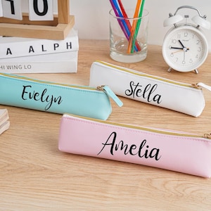 Étui à crayons personnalisé, cadeau d'anniversaire pour enfants, pochette à crayons personnalisée, étui à crayons en cuir PU, sac de voyage monogramme, cadeaux de rentrée