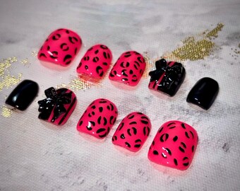 Midnight Leopard Pink Press On Nails | Bow Accent | Handmade Leopard Nail Set