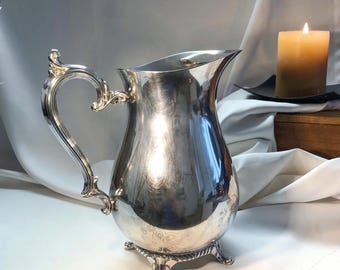 WM Rogers Mid-20th Century Silver Plate 817 Victorian Art Nouveau Pitcher with Ice Guard