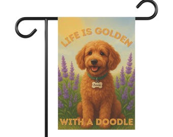 Das Leben ist golden mit einer Gekritzel-Garten-Flagge | Goldendoodle Hof Dekor | Personalisiert | Porch Banner | Geschenk für Hundemama | Einweihungsgeschenk