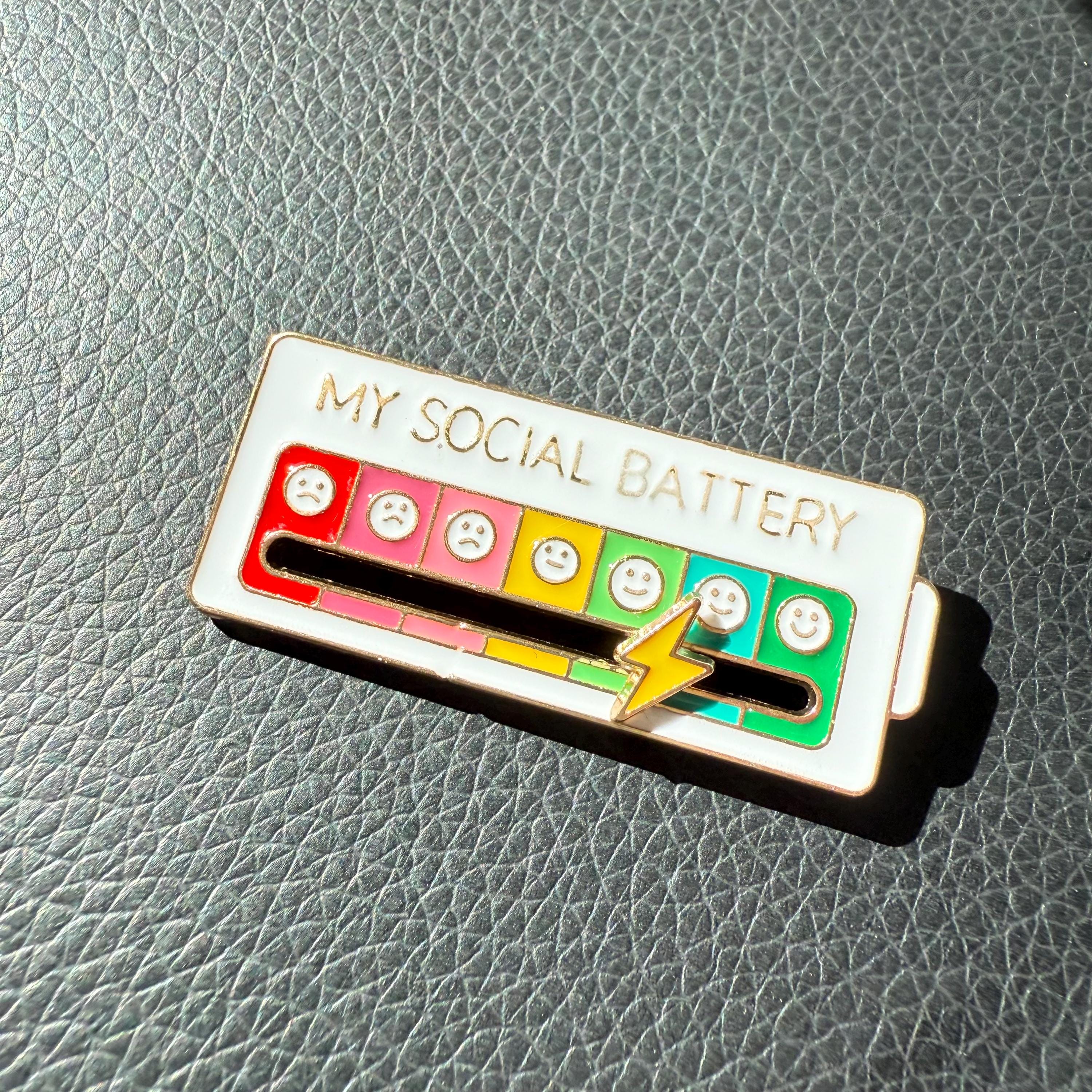 6 Pins My Social Battery - Broches Émail Humeur Anxiété Réglables Amusantes