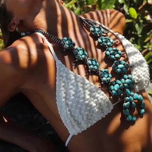 Collana Blue Tide Squash Blossom – Turchese naturale di volpe e argento sterling