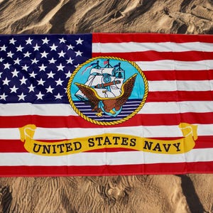 Vlag van de Amerikaanse marine 3 x 5 ft – Amerikaanse vlag met embleem van de Amerikaanse marine – militaire patriottische banner. Marinevlag. Officiële marinevlag voor veteranen