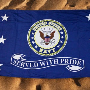 Vlag van de Amerikaanse marine 3 x 5 ft – Amerikaanse marine met Pride-vlag. Militaire patriottische banner. Marinevlag. Officiële marinevlag voor veteranen. Marineblauwe vlag met logo