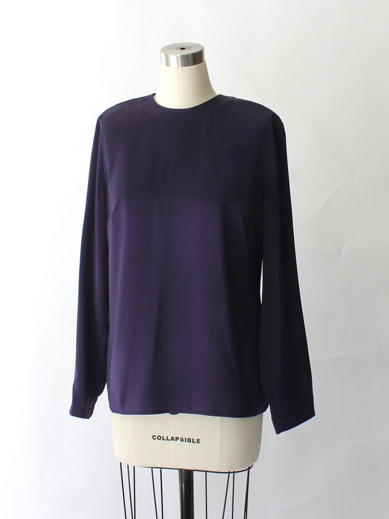 Louis Feraud Satin Long Sleeve Blouse 1980s vintage Dark Purple Crew Neck Loose Fit Back Zip Top Large