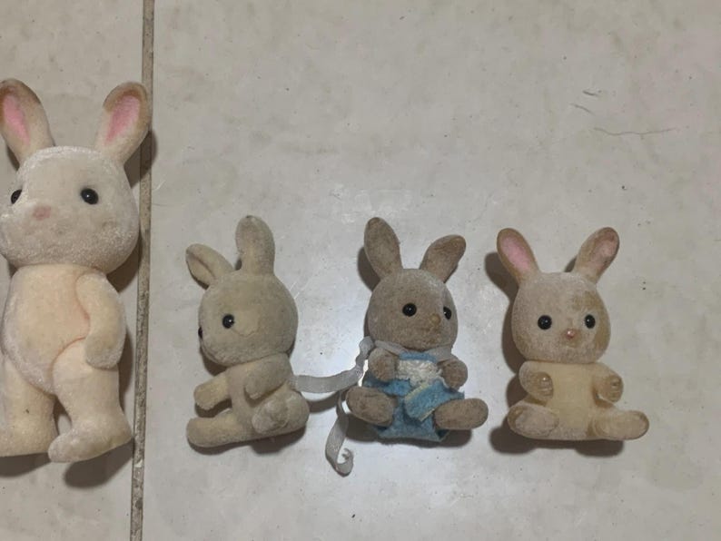 Lote de 15 figuras usadas de Calico Critters o Sylvanian Families imagen 8