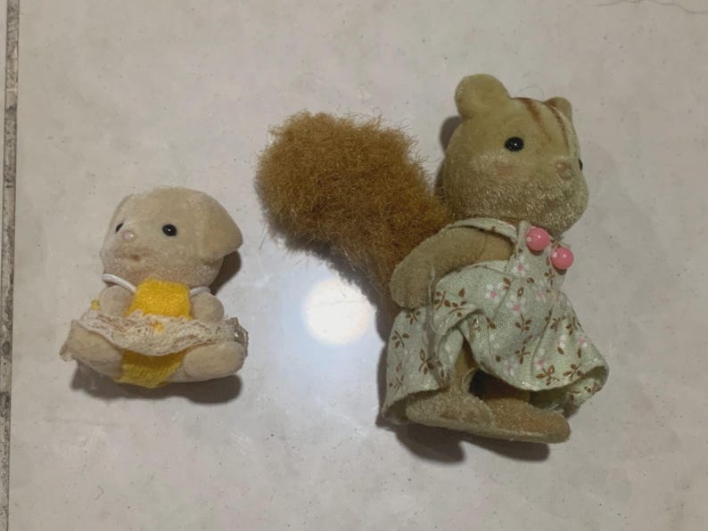 Lote de 15 figuras usadas de Calico Critters o Sylvanian Families imagen 6