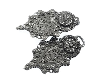 Hook and loop pewter clasp Sissel norwegian traditional folk clasp