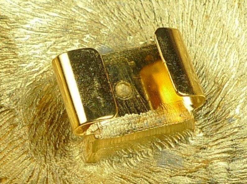 Belt buckles, multi color vintage enameled gold tone metal image 2
