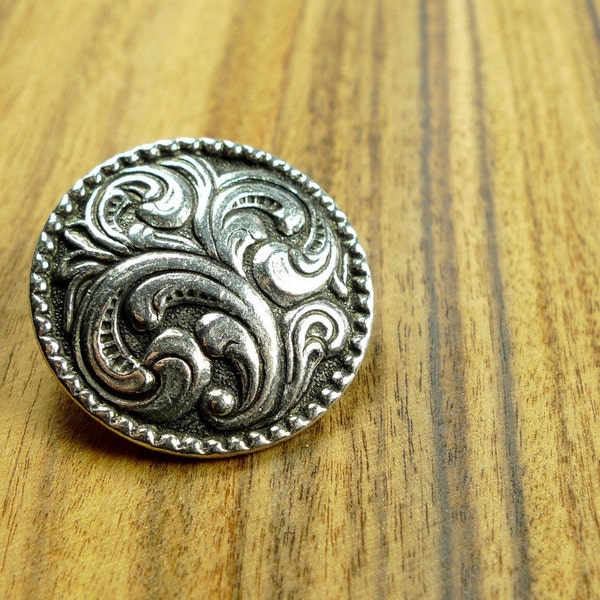 Pewter metal button, traditional pattern from Norway