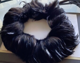 Dark Brown Feather Circle: Craft Supply