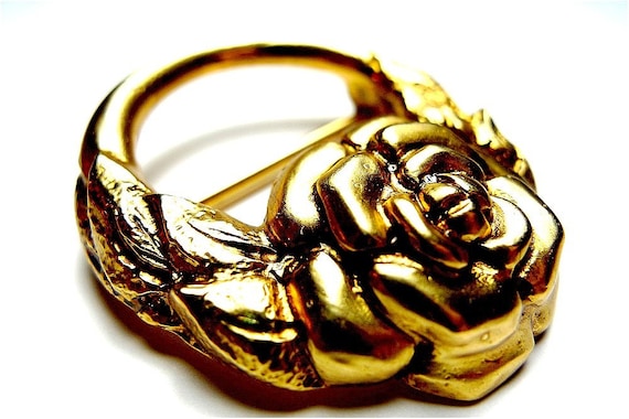 Vintage belt buckle, gold tone rose