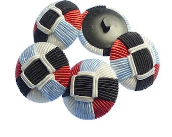 Buttons, bright colors thread 5 pcs