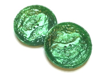 Pretty green buttons 2pcs