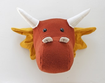 Patrón de costura de cabeza de dragón: Decoración de pared DIY con taxidermia falsa (PDF)